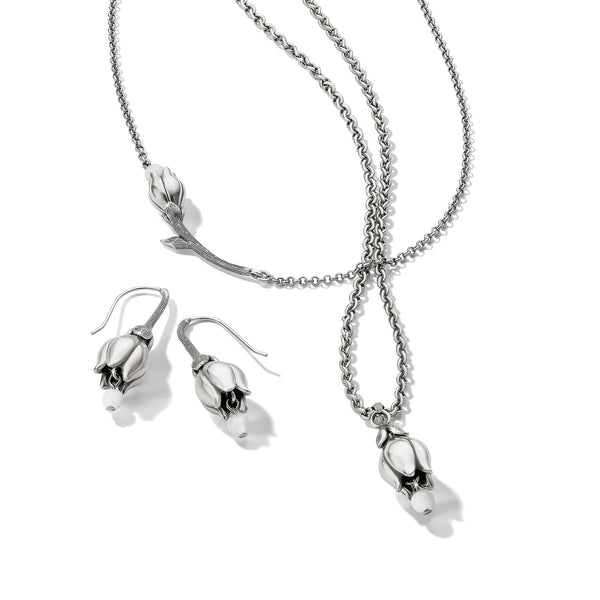 La Tulipe Petal Short Necklace