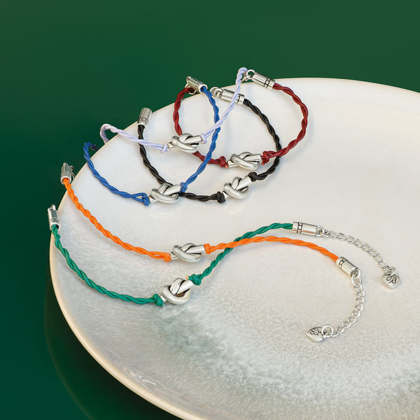 Interlok Single Knot Leather Bracelet - Chili Pepper