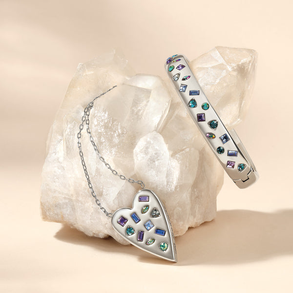Love Messages B Radiant Hinged Bangle